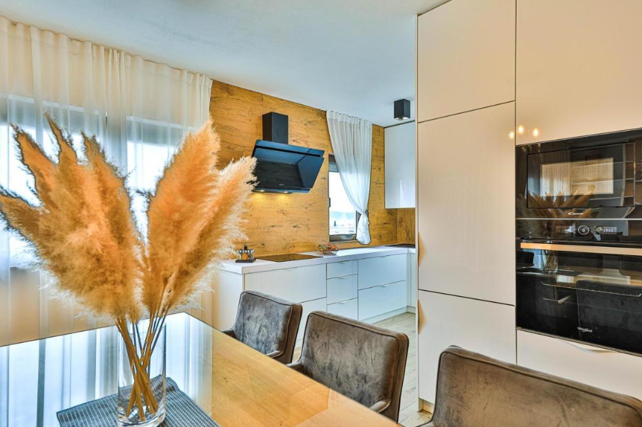 Ipm Apartments Kaštela Exteriér fotografie
